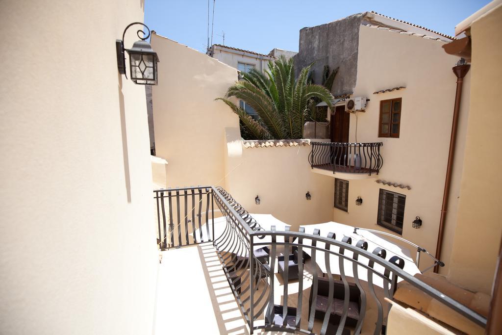 Italiana Resort Maniace سيراكوزا المظهر الخارجي الصورة